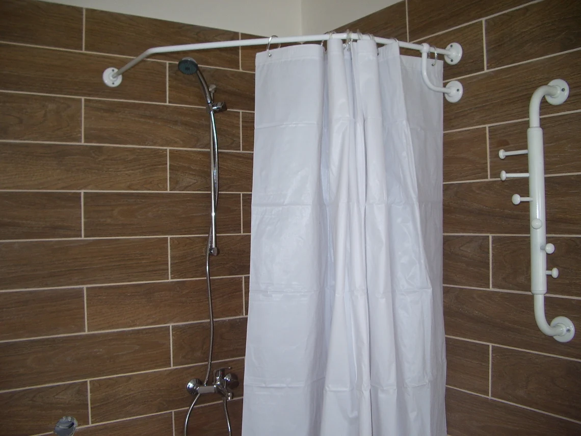 Diamond Corner Shower Curtain Rod for Bathroom, Fitting and Dressing room for Wall Montage - Image 3