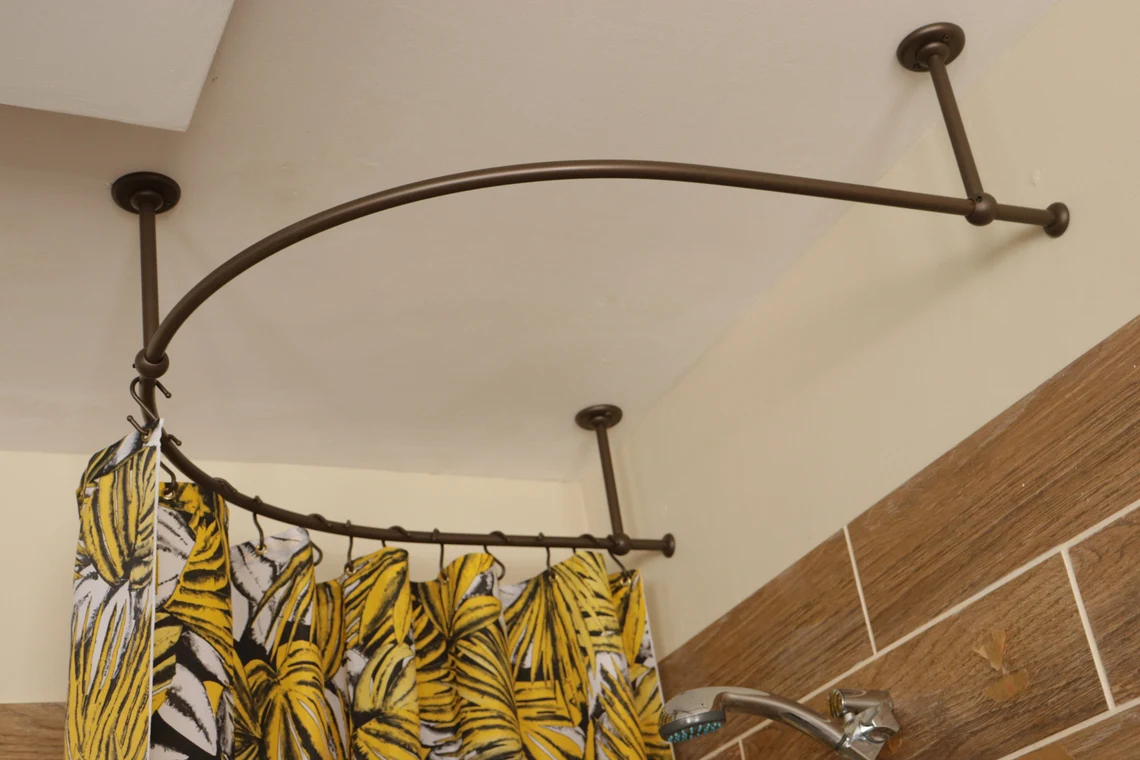 U- Shaped Oval 180 degrees Shower Curtain Rod for Bathroom, Fitting and Dressing room for Ceiling Montage