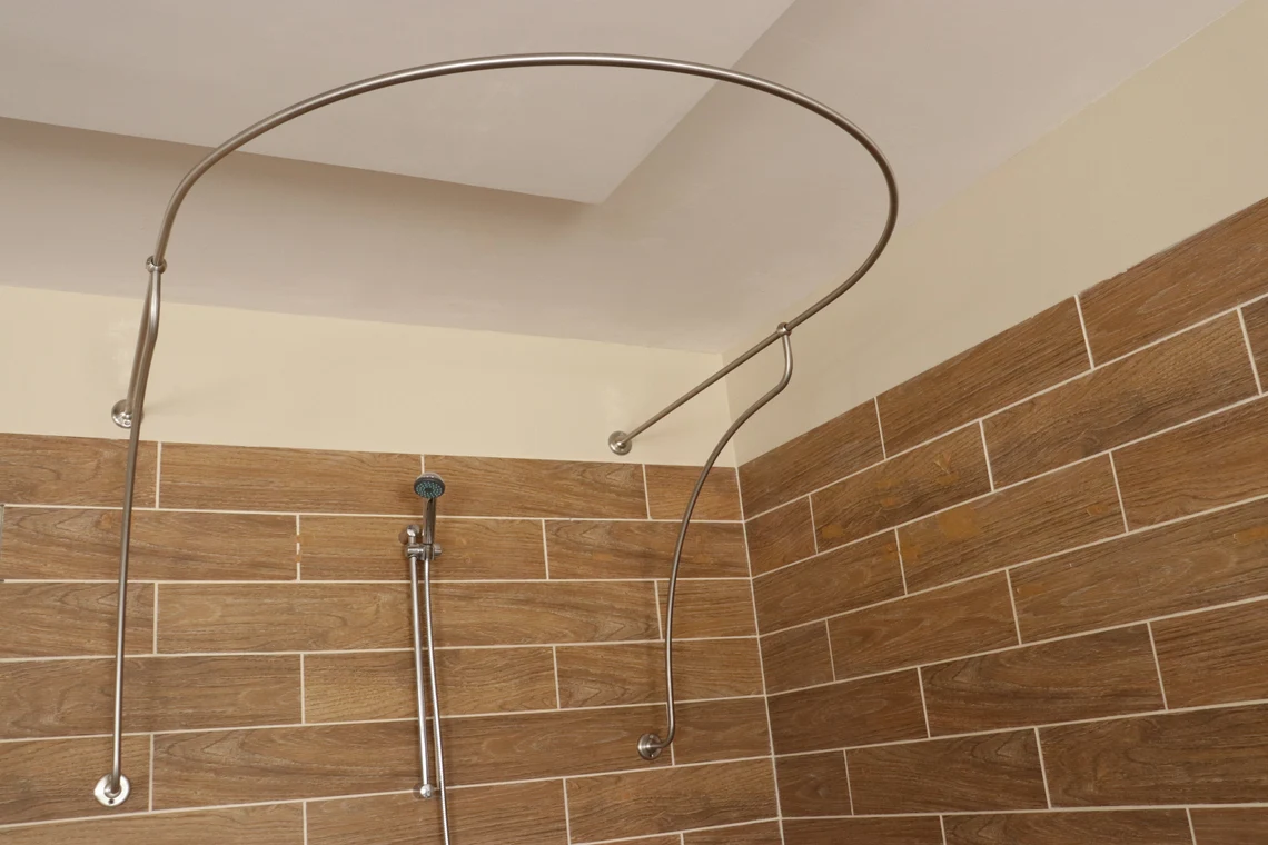 U-Shaped Shower Curtain Rod for Bathroom, Fitting and Dressing room for Wall Montage with Italian Style Curved Wall Supports - Image 4
